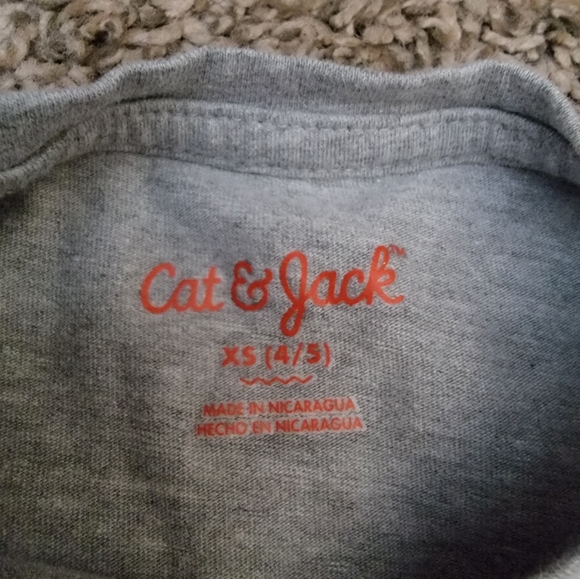 Girl's long-sleeved t-shirt. NWOT - Picture 3 of 5